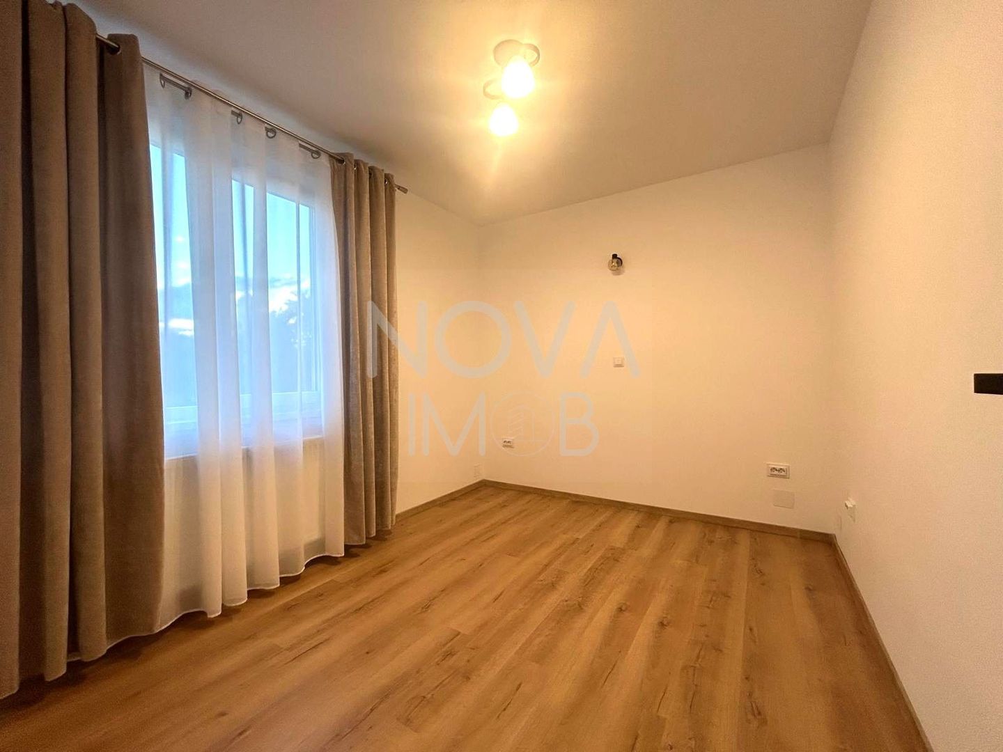Apartament 3 camere, prima inchiriere - Strand - Poză 5