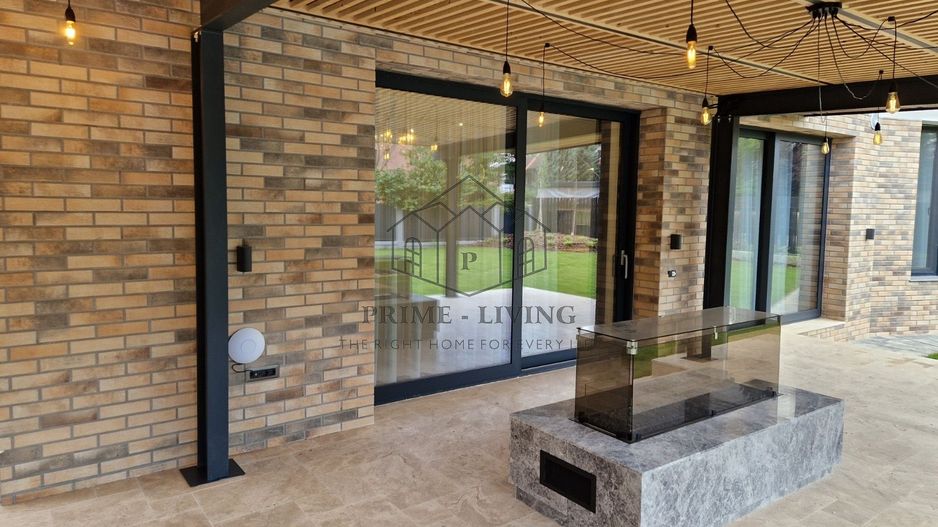 VILA CU 3 DORMITOARE LA INCHIRIERE IN COMPLEX REZIDENTIAL - Poză 2