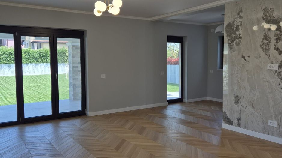 Locuinta individuala cu garaj si teren de 1000mp - Poză 39