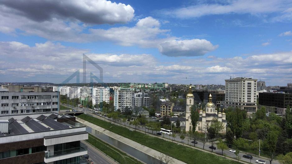 Apartament 3 camere de vânzare – Podu Roș, aproape de Palas - Poză 1