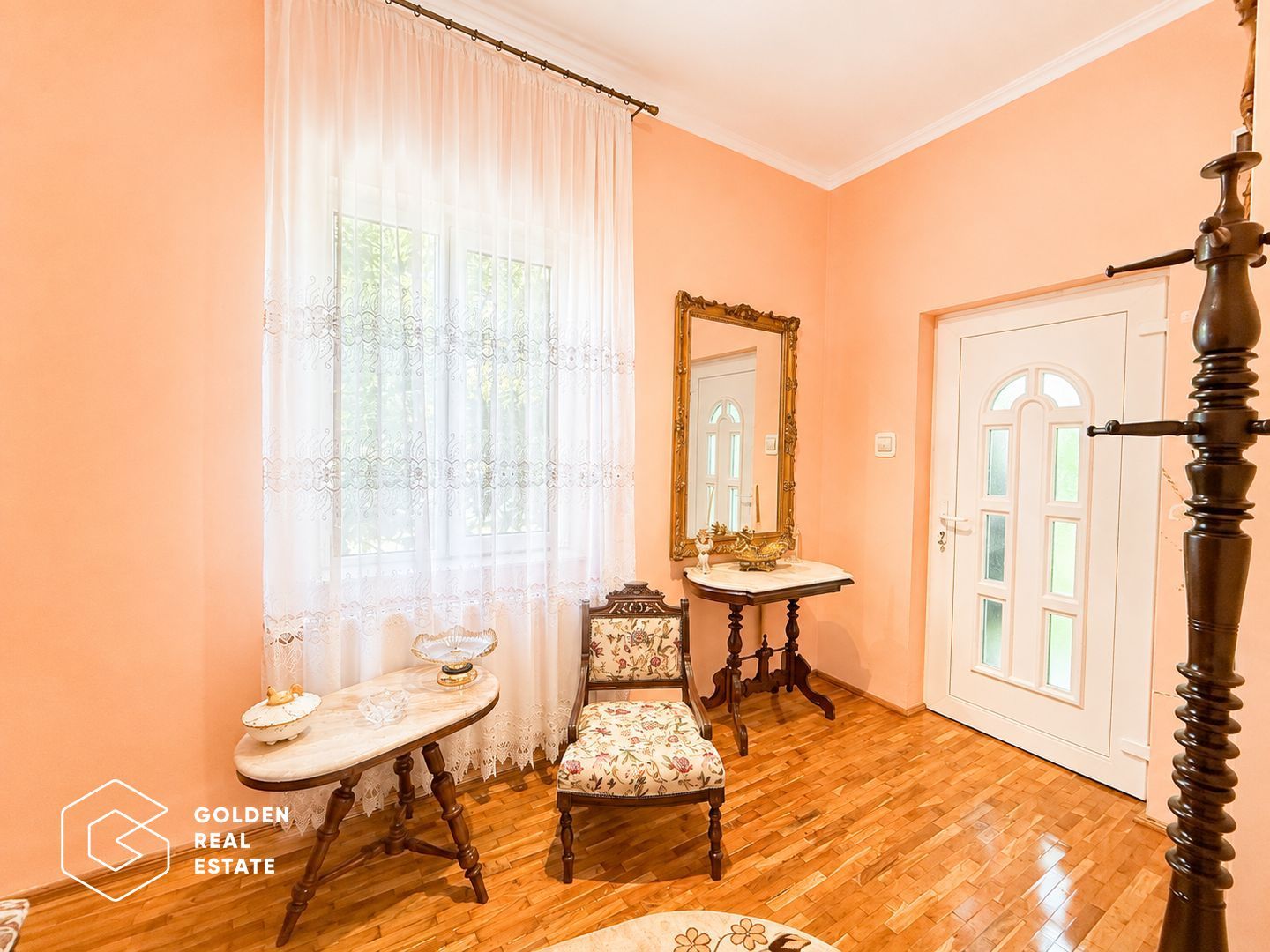 Apartament la casa cu 3 camere, zona Centrala - Poză 3