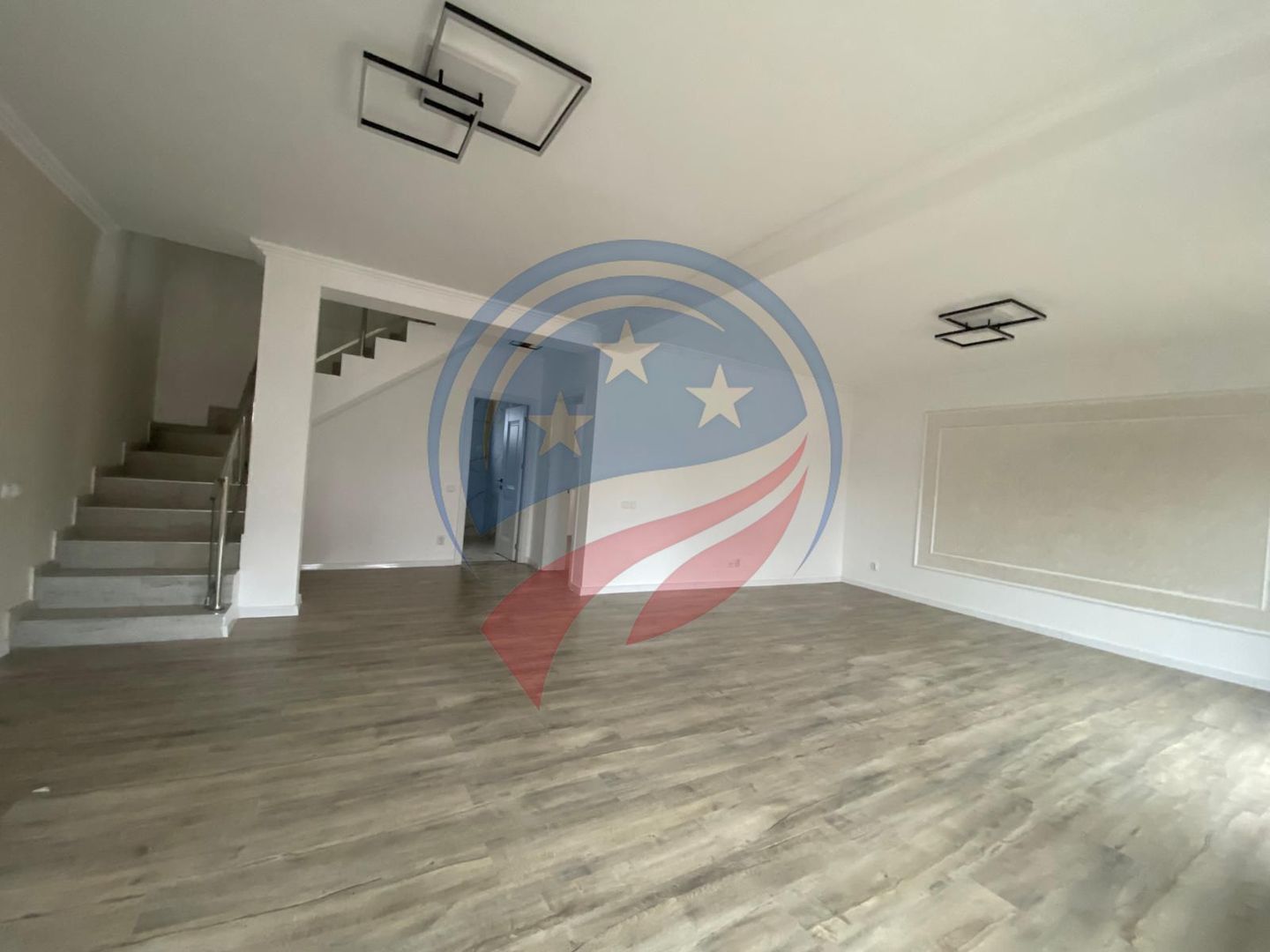 CASA FINALIZATA ZONA DAMILA 300 M TEREN - Poză 2