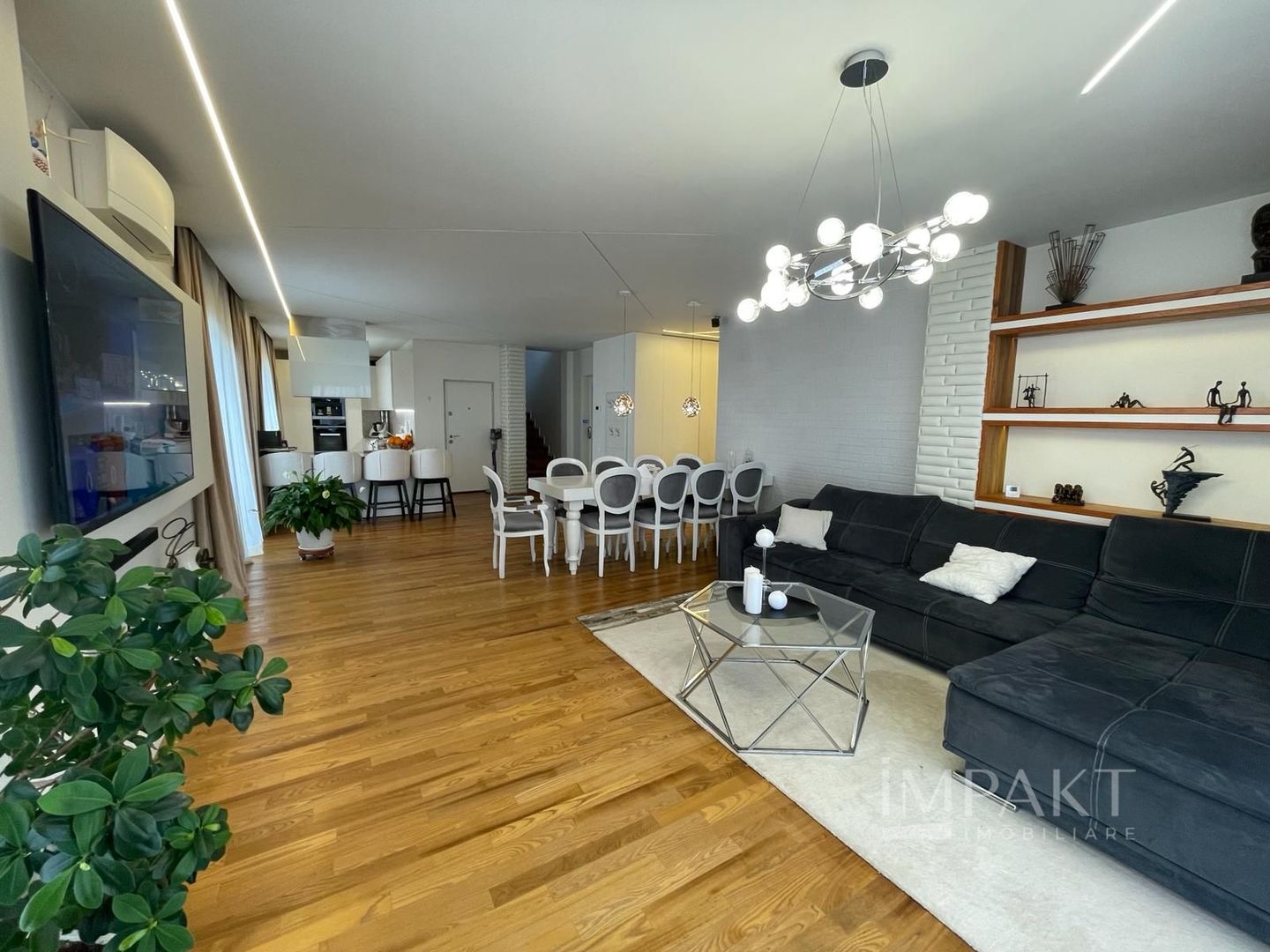 De vanzare - Penthouse 7 camere - Buna Ziua - Poză 2