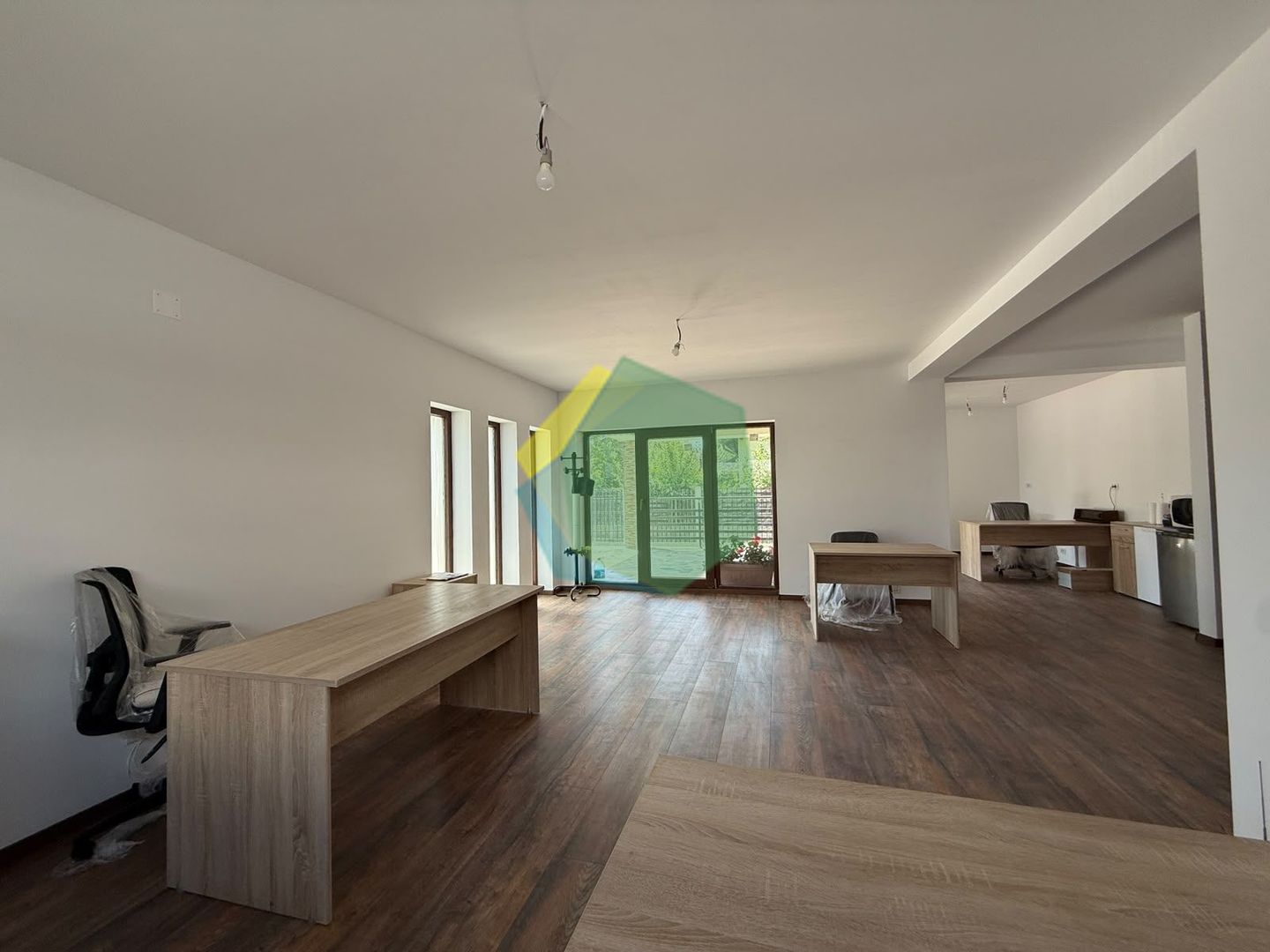 Spațiu comercial / birouri la parter | 135 mp | Odăi - Poză 3