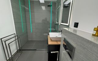 Apartament ultramodern / etaj  intermediar / Zona Eroilor - Poză 9