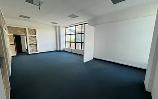 Spațiu comercial 493 mp utili | Locație centrală | Vizibilitate excelentă | - Poză 39