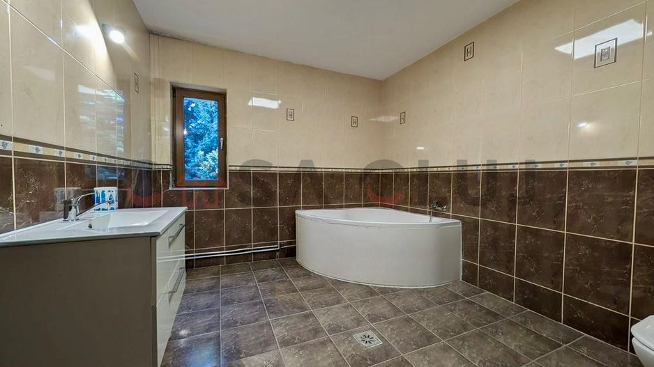 4 camere, 135mp, bloc nou, zona Sigma, parcare - Poză 5