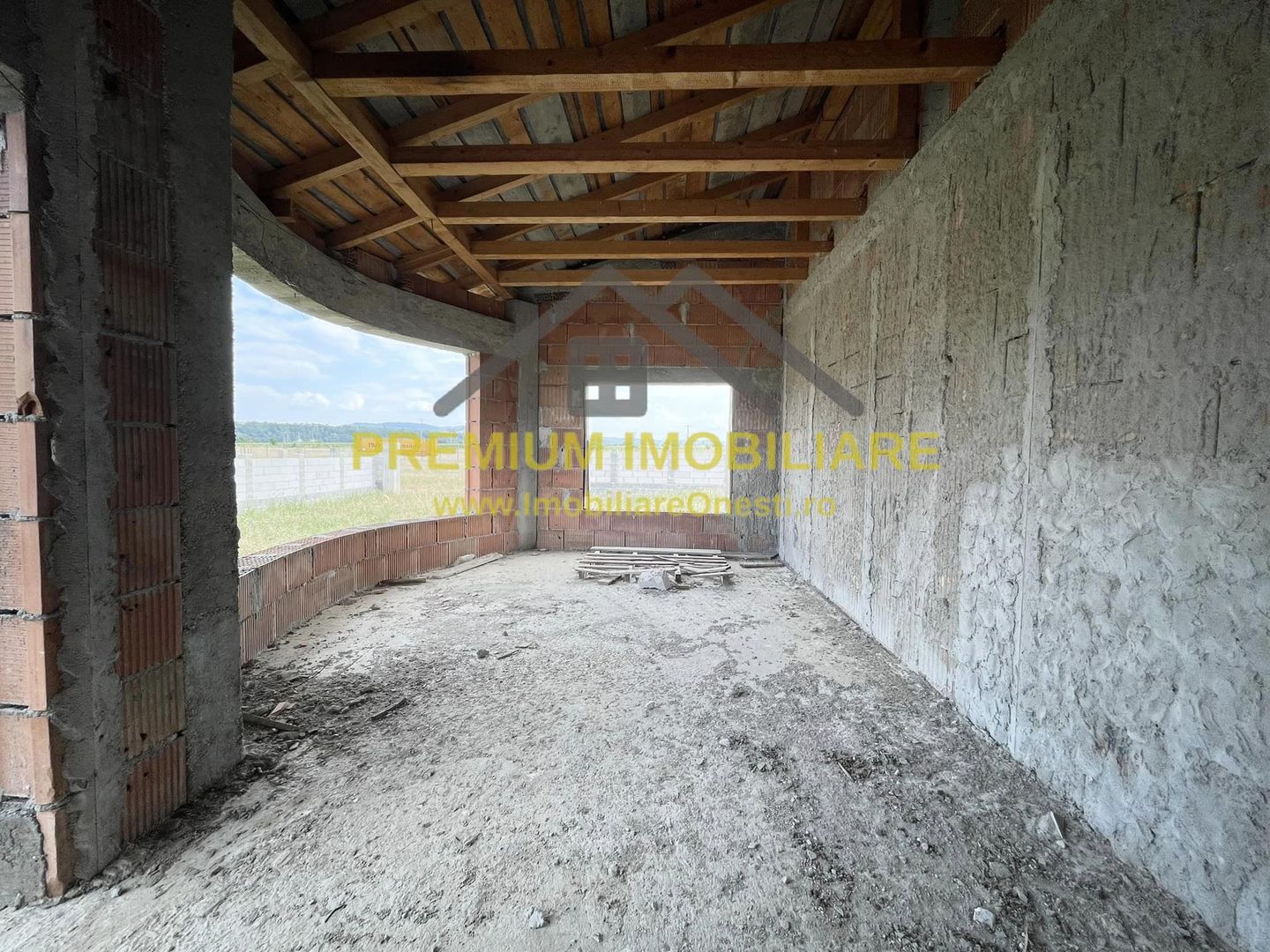 Casa Cartier Andrasesti - la rosu - Poză 9