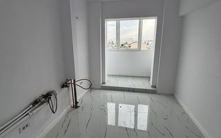 Apartament 3 camere Titulescu | Imobil 1977 - Poză 4