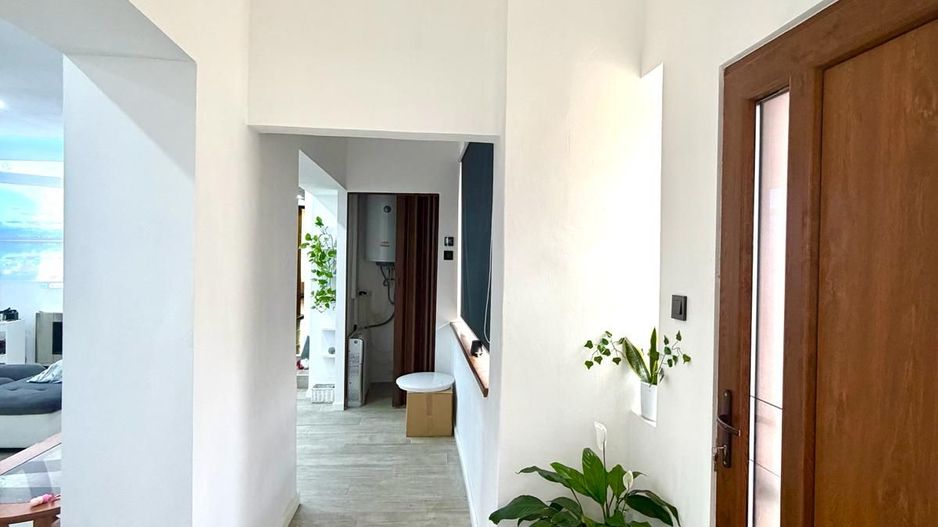 Casa individuala mobilata- 6 camere - pozitie excelenta - Zona Iosefin - Poză 8