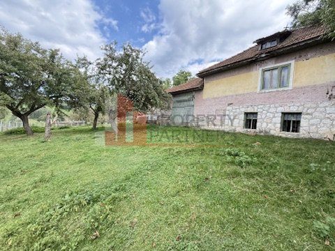 Teren intravilan 3.000 mp cu casă tradițională – Bran, sat Poarta - Poză 6