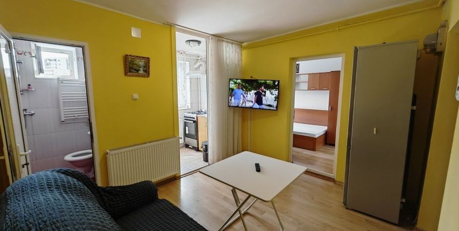 Apartament 2 camere de inchiriat pe Calea Calarasilor cu centrala proprie - Poză 1