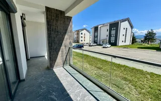 Apartament 3 camere - 2 bai, intabulat (81O-Ra-ap.1) - Poză 14