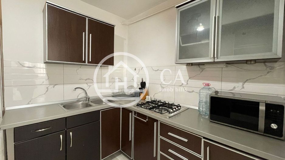 Apartament cu 3 camere de inchiriat in zona Decebal, Oradea - Poză 8