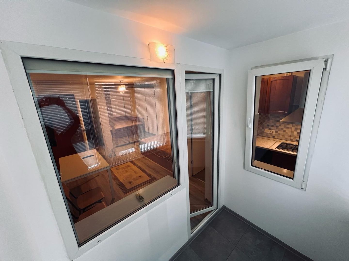 GARSONIERA LUJERULUI, BUCATARIE INCHISA, PET-FRIENDLY, METROU 3 MINUTE - Poză 11