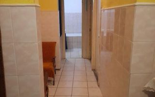 Etaj 1,Apartament 3 camere,bloc din 1980 ,zona Alexandru cel bun - Poză 5