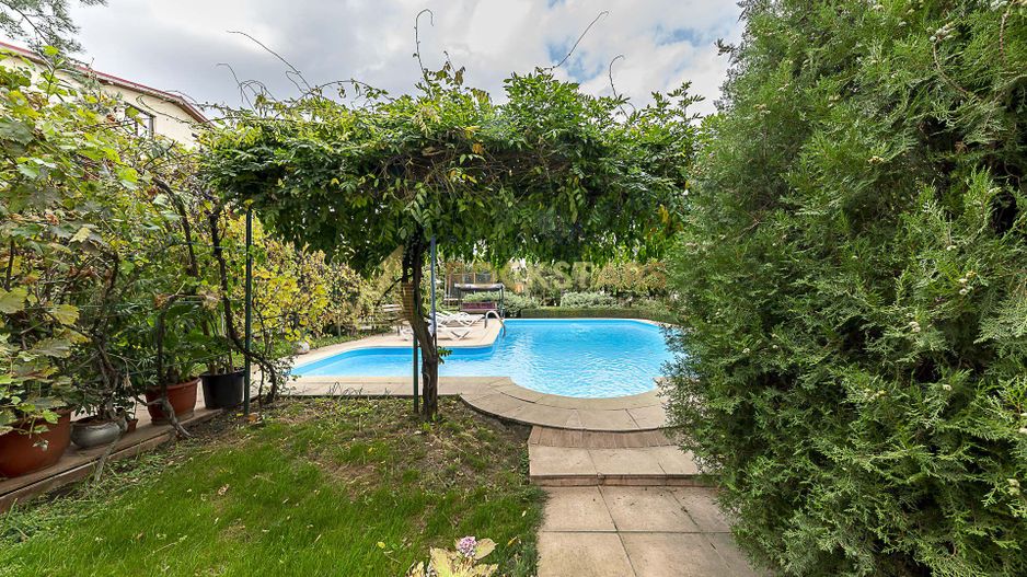 Vila 20 Camere | Pantelimon - Cernica | 4141 mp Teren | Piscina - Poză 3