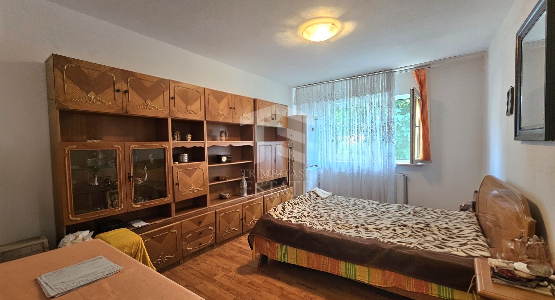 Garsoniera mobilata cu loc de parcare - Poză 2