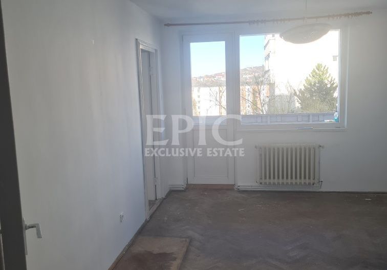 De vânzare apartament 2 camere - Poză 2