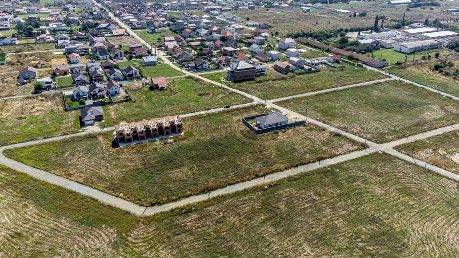 Rezervat Teren pentru casa in Vladimirescu, drum asfaltat Comision 0 - Poză 5