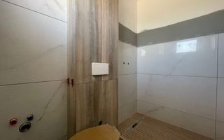 Duplex spațios cu teren generos-Moșnița Veche - Poză 9