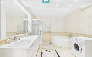 Casă complet modernizată, P+1 în Buteni, Arad - Poză 15