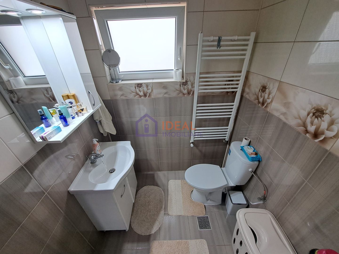 Casa cu 4 camere Mobilata-Utilata, in Cartierul Arhitectilor - Poză 14