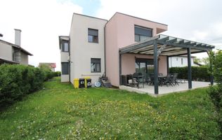 1/2 duplex – Săcălaz, Cartier Europa. Pet-friendly