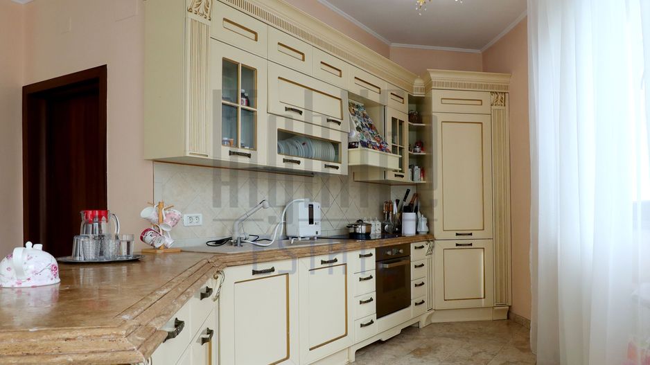 Vila de lux deosebita 9 Camere Pipera Erou Iancu Nicolae 298mp teren - Poză 6