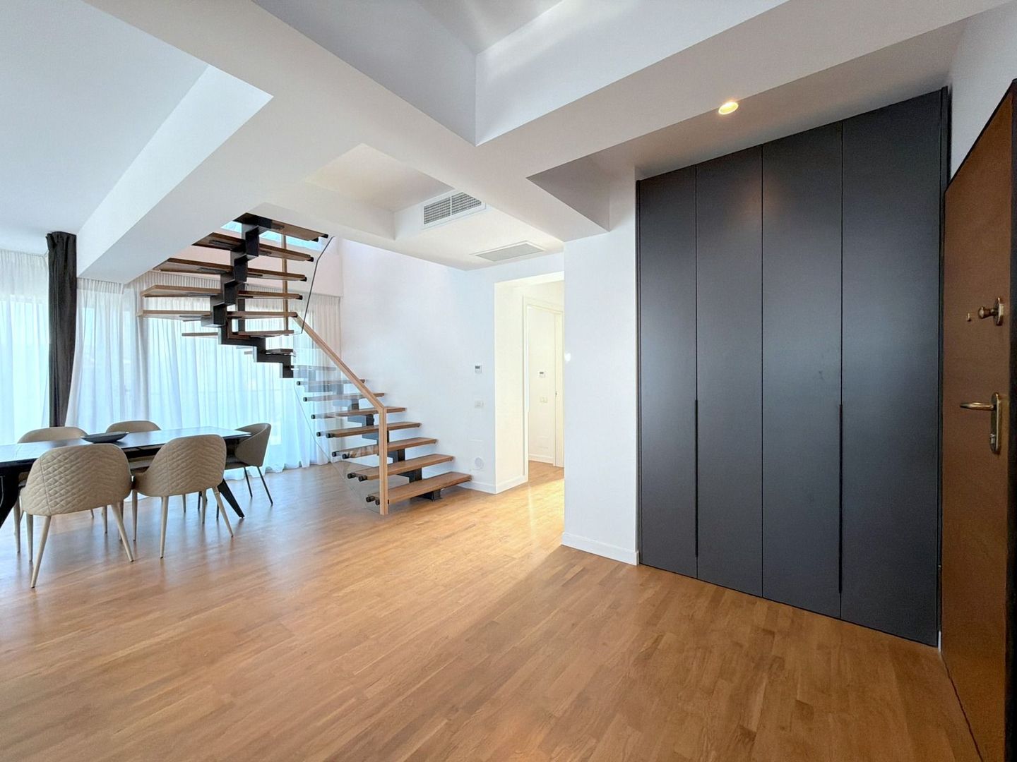 Duplex 4 camere | 2 locuri parcare Baneasa-Herastrau - Poză 11