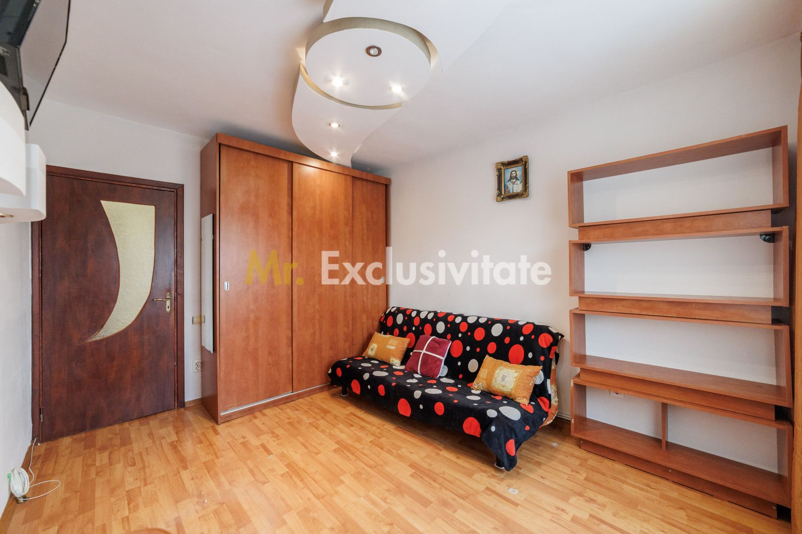 Garsonieră - Găvana III - Etaj 3 - Decomandată - Poză 3