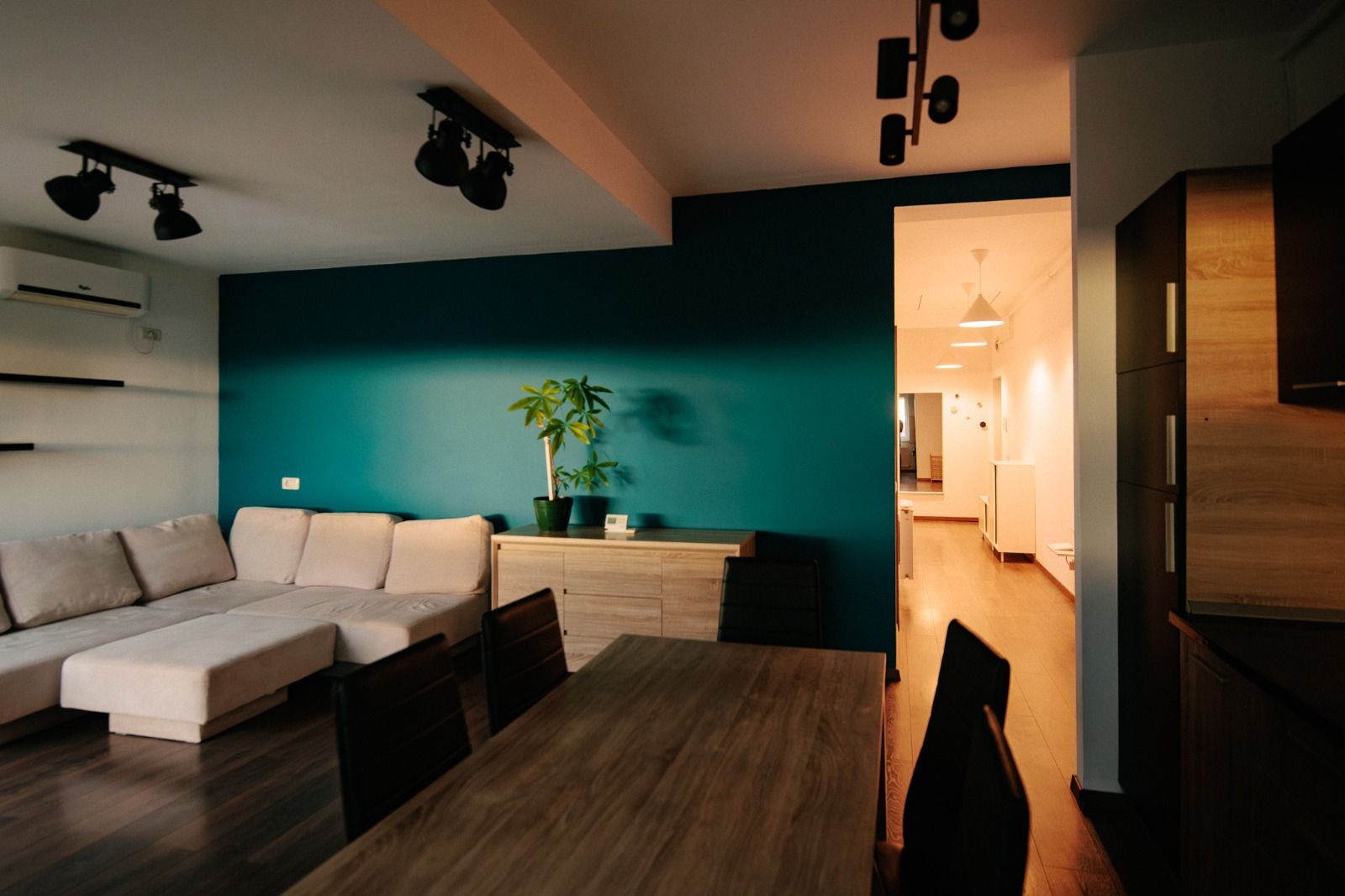 Giroc - Eso | 3 Camere | Centrala proprie | Loc de parcare | Disponibil imediat - Poză 2
