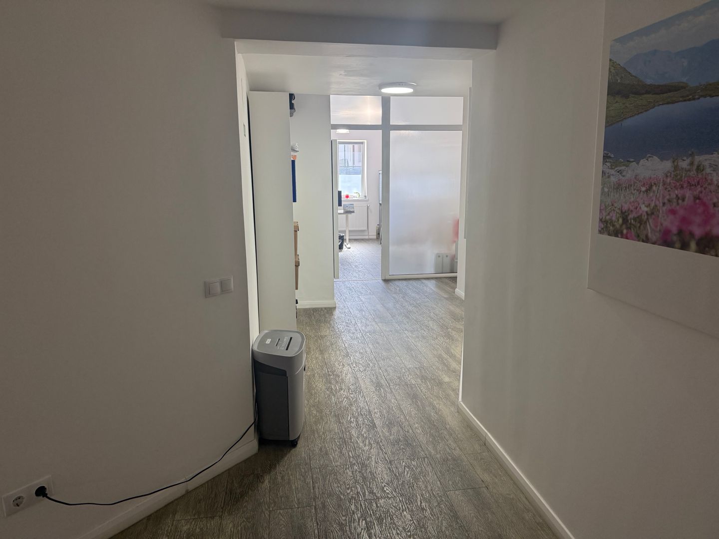 Spatiu comercial/ de inchiriat /Intre Lacuri - Poză 7