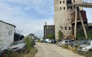 Platformă Industrială cu Cale Ferată si Infrastructură Completă - Poză 36