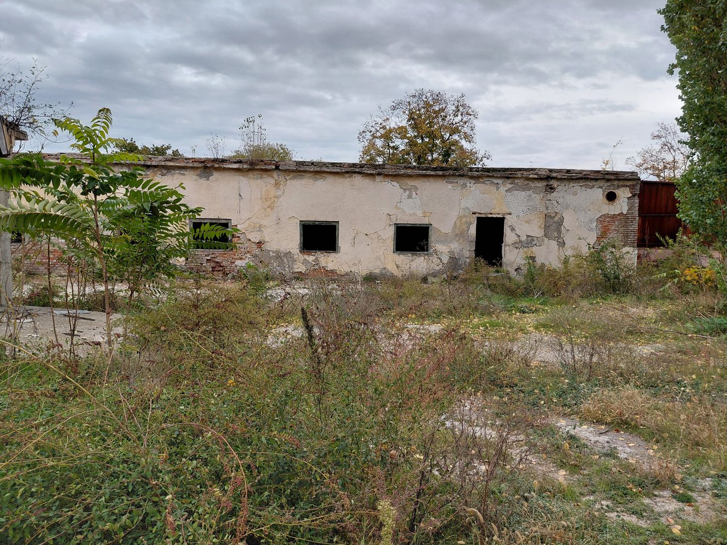 De vânzare – Ansamblu de construcții în Galați, zona Piața Centrală - Poză 3