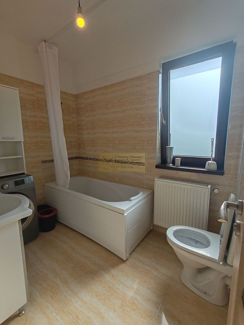 Copou - Sadoveanu - Apartament Decomandat + Parcare! - Poză 9