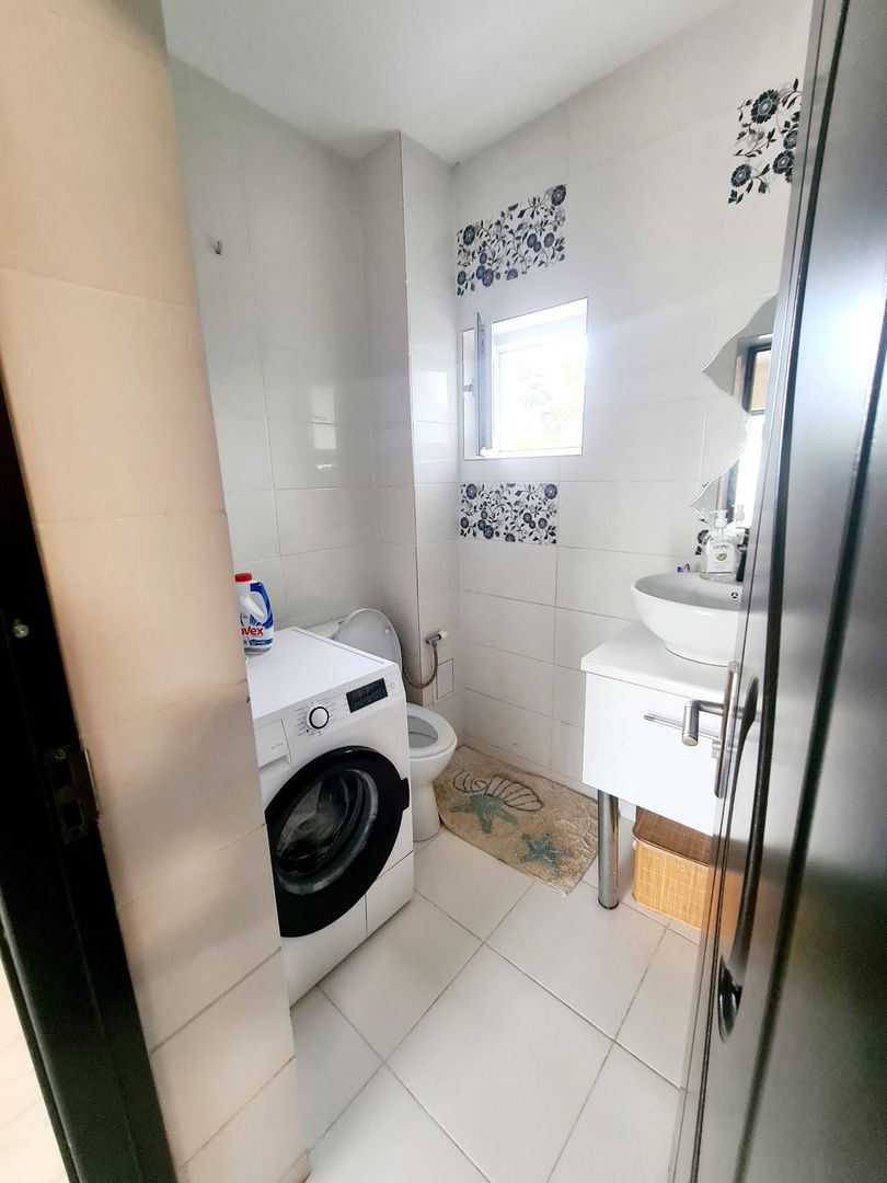 Casa de vanzare / Goranu - Poză 13