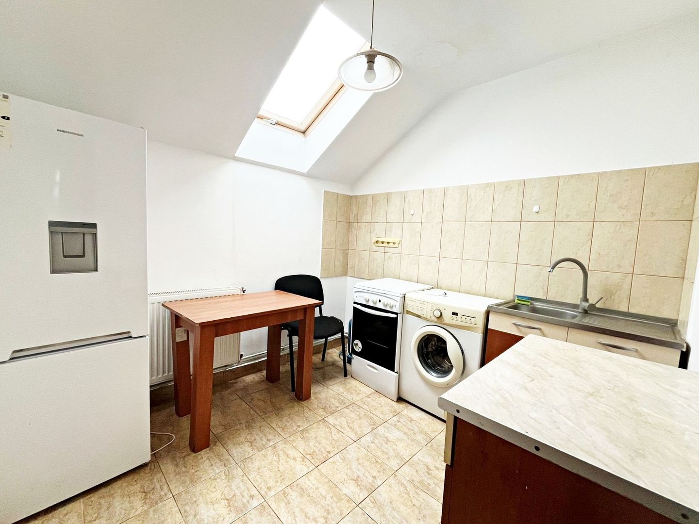 Apartament 2 camere de vânzare in zona Rogerius, Oradea - Poză 5