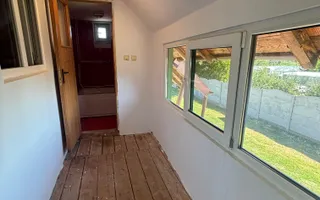Casă de vânzare aproape de Pitești – Argeșelu, Mărăcineni. - Poză 14