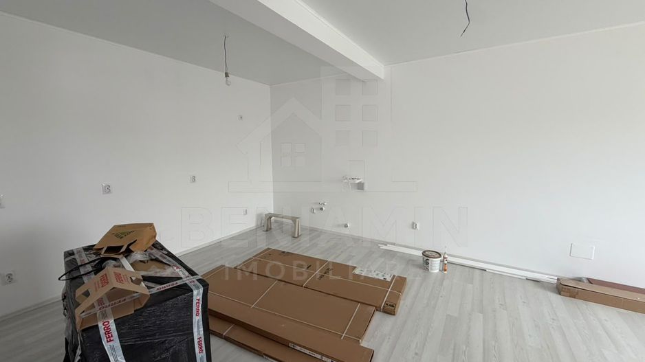 Casa-3 Dormitore-3 bai-Teren 300mp-Damila str Ficusului-La cheie - Poză 5