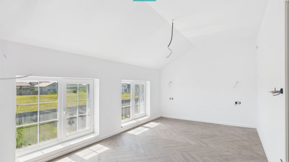 Duplex cu 4 camere Urseni-Moșnița Nouă - Poză 9