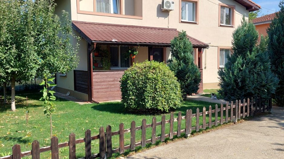 Oază de liniște și confort la doar 15 minute de Capitală – Săbăreni - Poză 2