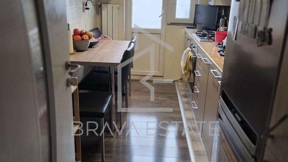 Apartament 2 camere, 52mp, parcare, balcon, zona Florilor - Poză 6