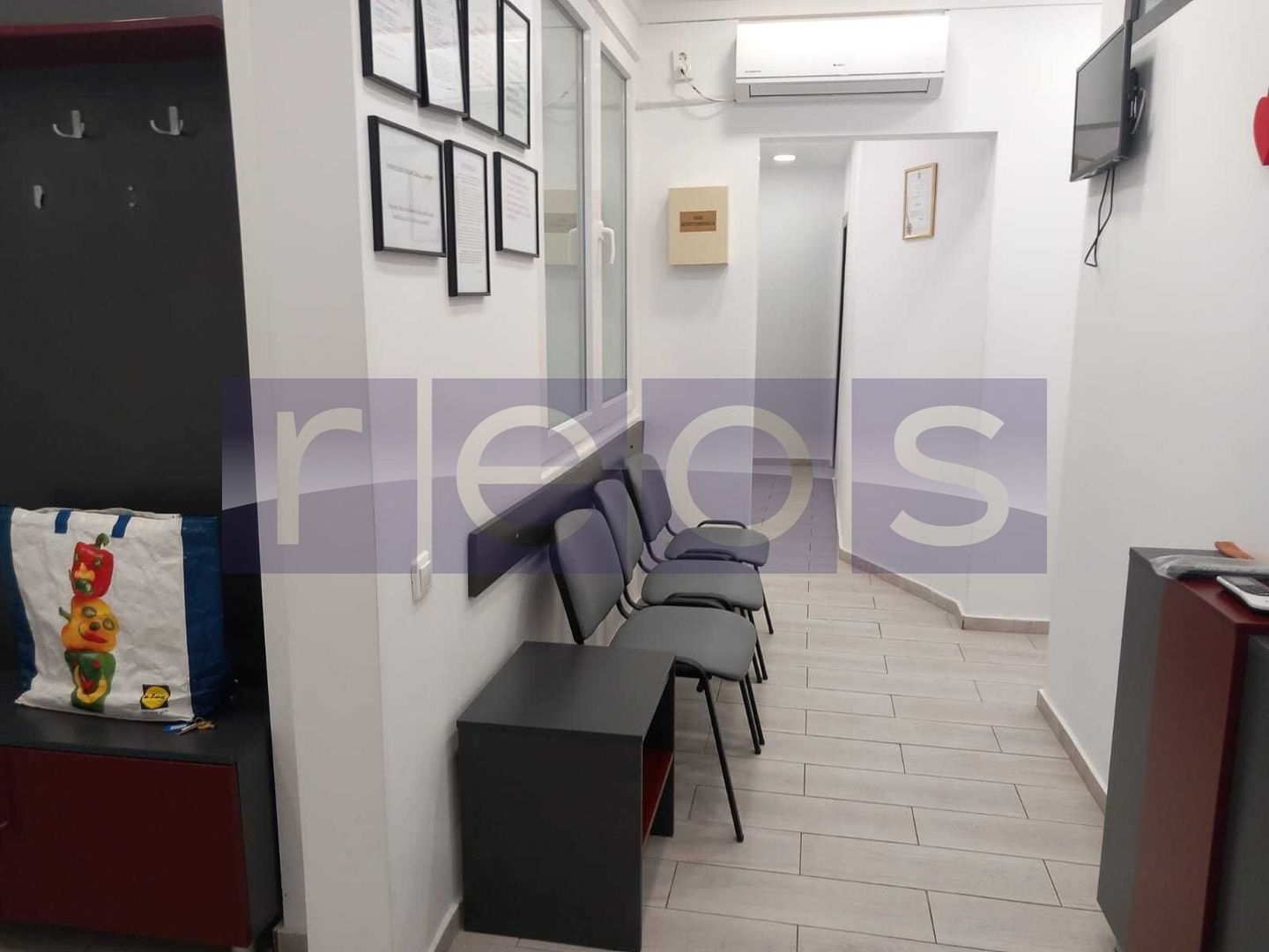 VANZARE APARTAMENT PIATA VICTORIEI 4 CAMERE 2 BAI CENTRALA PROPRIE 94PM - Poză 1