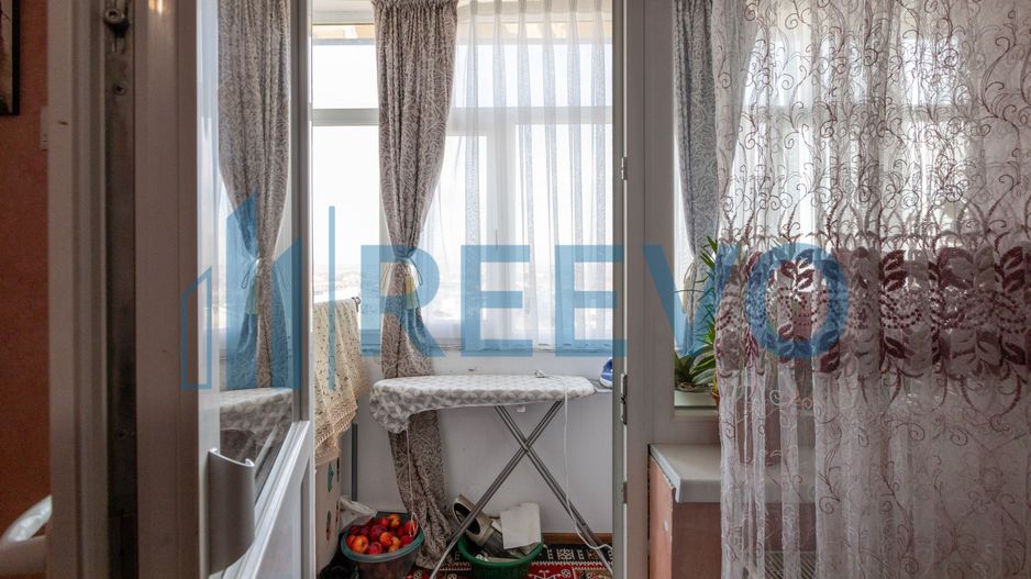 Apartament de vanzare cu doua camere, decomandat - str Cornisa Bistritei Bacau! - Poză 5