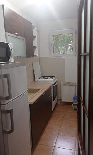 Garsonieră decomandată Titan, 35 mp, etaj 2, langa parc IOR - Poză 4