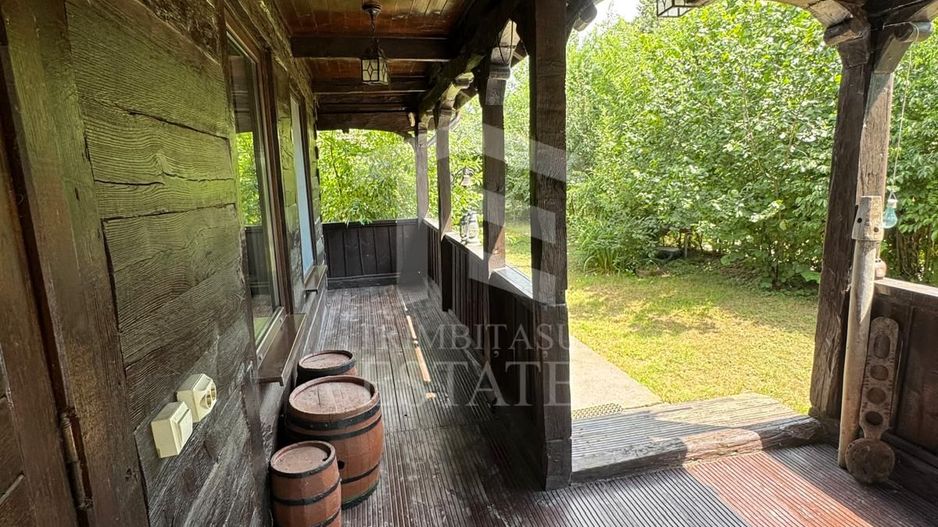 Casa autentixa maramureseana de vanzare in Snagov-Tancabesti - Poză 8