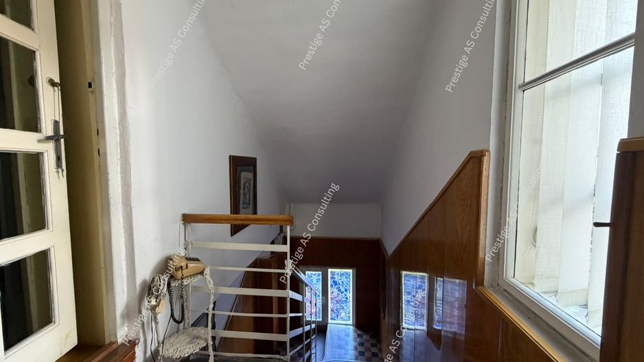 Casa individuala 2 apartamente | 310 mp utili |  clinica / birouri Elisabetin - Poză 17