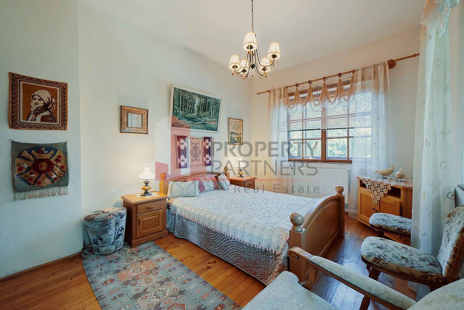 Vila superba langa Castelul Bran - Poză 11
