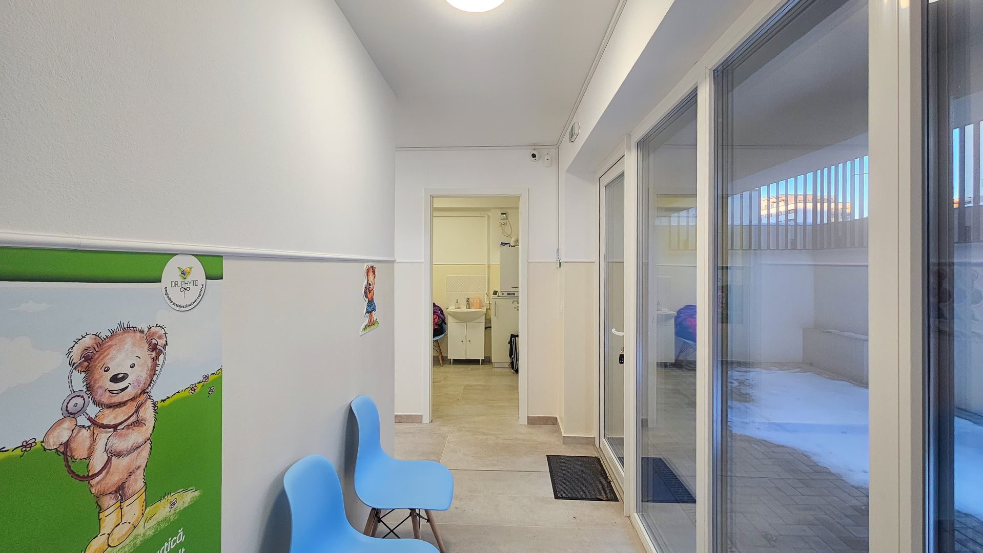 Exclusivitate - Spatiu comercial, pretabil activități medicale sau conexe - Poză 28